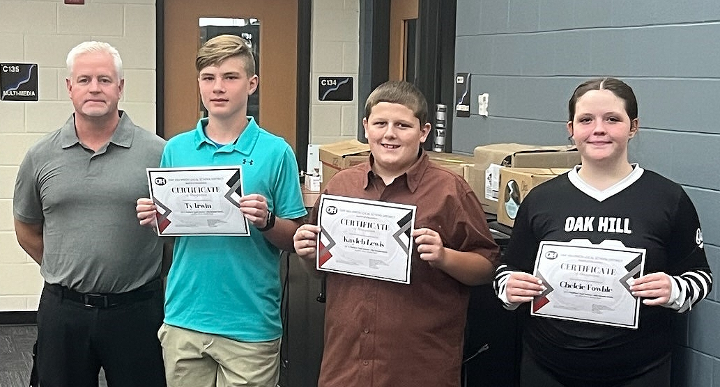 Photo of middle school perfect-score students